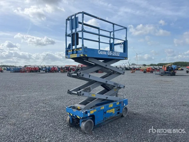 2016 Genie GS-2032 Electric Scissor Lift