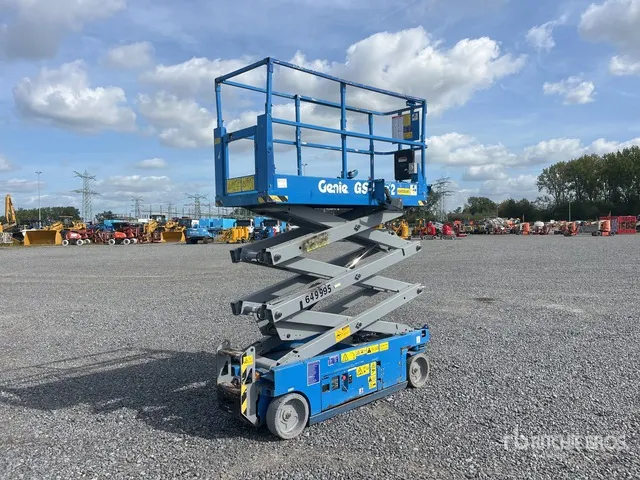 2016 Genie GS-2032 Electric Scissor Lift