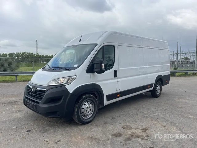 2022 Opel Movano 2.2 Cargo Van