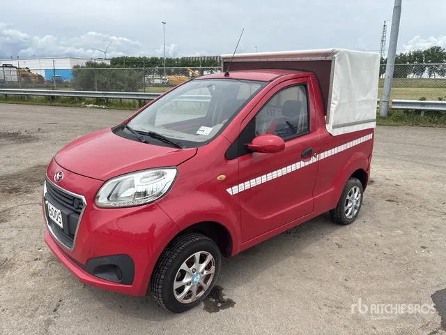 2017 Shifeng SFDS2B 4x2 Electric Mini Pickup (Inoperable)