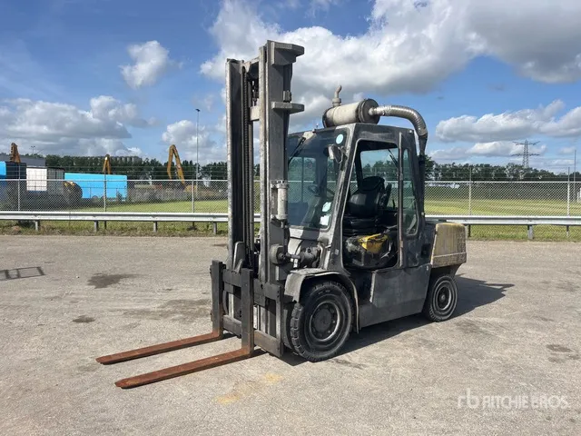 Daewoo D50C-2 Forklift