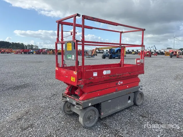 2018 Skyjack SJIII-3220 Electric Scissor Lift