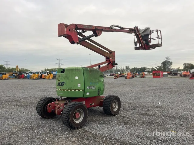 2005 JLG 450AJ 4WD Diesel Articulating Boom Lift (Inoperable)