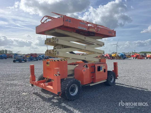 2016 JLG 4394RT 4x4 Diesel Scissor Lift