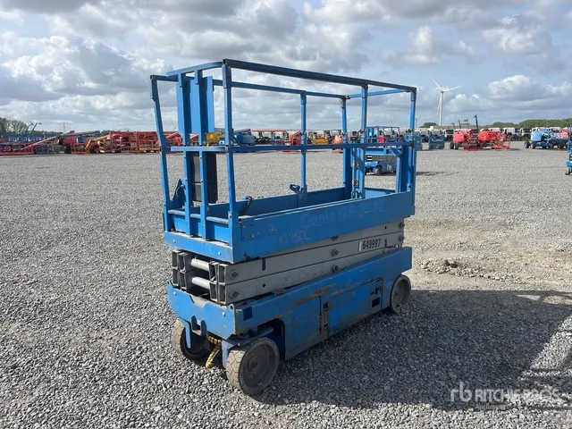 2016 Genie GS-2032 Electric Scissor Lift