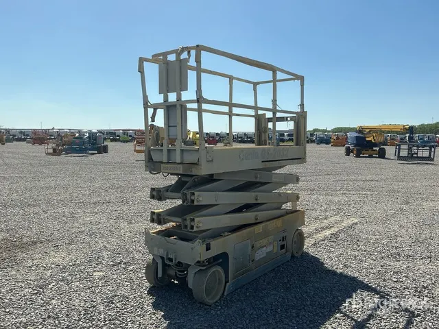 Genie GS-2032 Electric Scissor Lift
