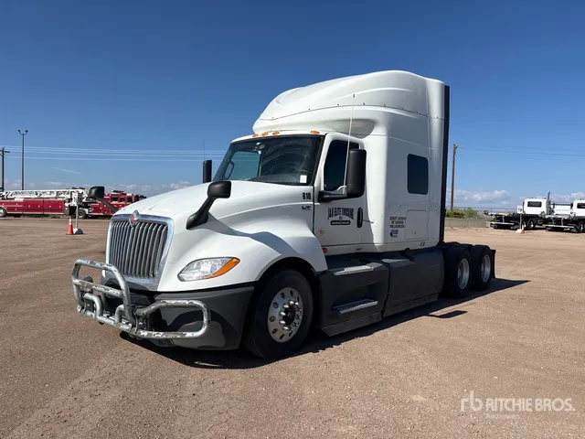 2020 International LT625 6x4 T/A Sleeper Truck Tractor