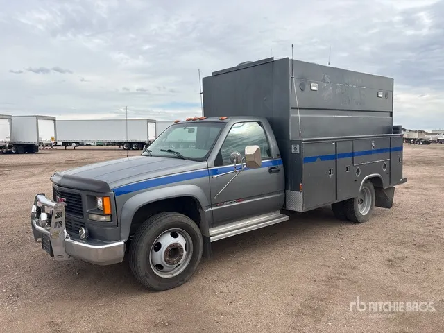 1997 GMC Sierra 3500HD 4x2 Utility Truck