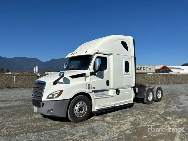 2019 Freightliner Cascadia 126 6x4 T/A Sleeper Truck Tractor