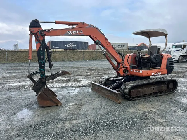 Kubota K-040 Mini Excavator