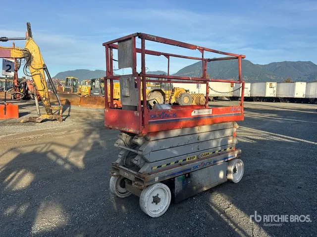 2012 Skyjack SJIII3226 Electric Scissor Lift