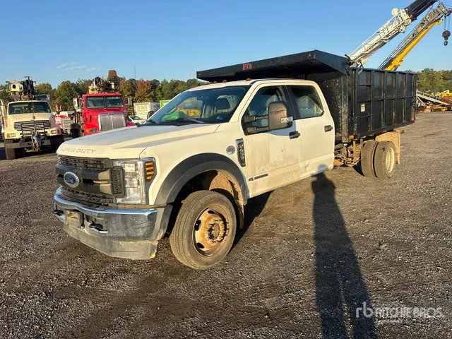 2019 Ford F-450 XL 4x4 Crew Cab Dump Truck