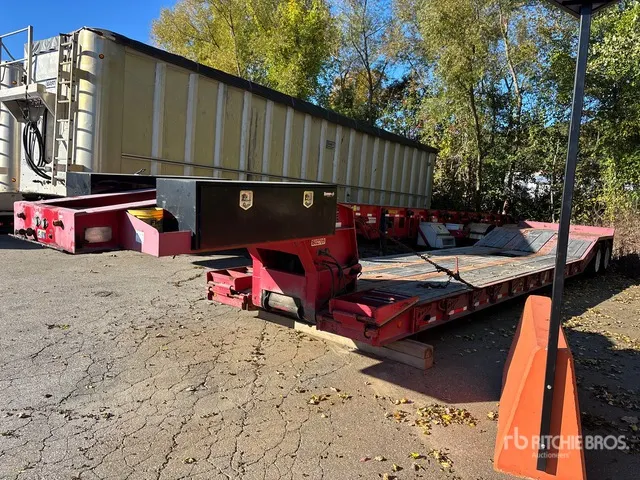 2010 Rogers T/A Lowboy Trailer