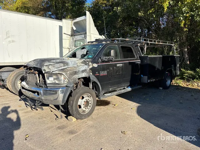 2018 Ram 4500 4x4 Crew Cab Utility Truck (Inoperable)