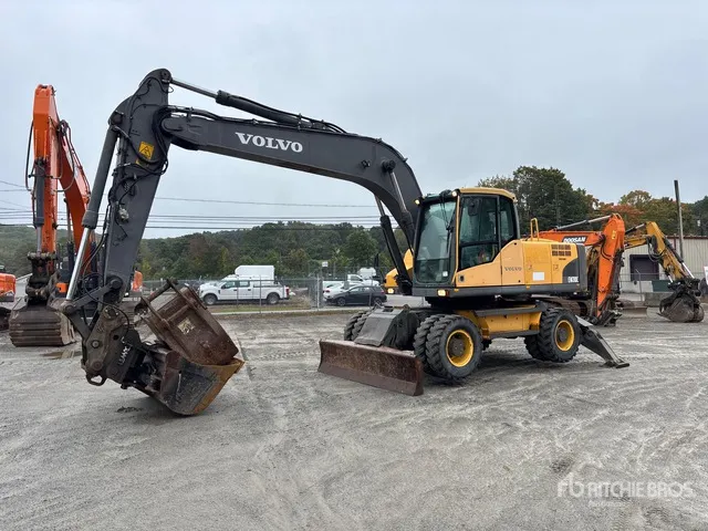 2010 Volvo EC210LC Wheel Excavator
