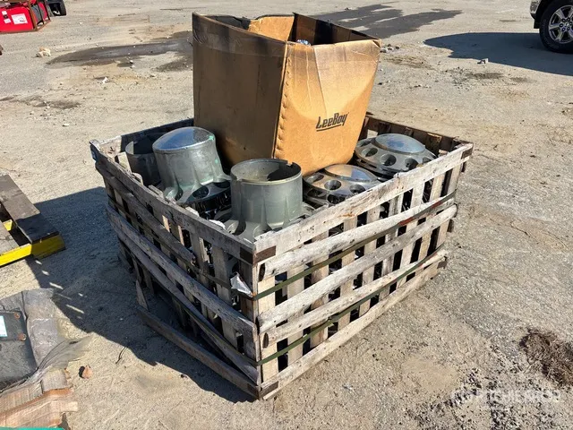 Quantity of Hub Caps and Lug Nut Covers (Unused)