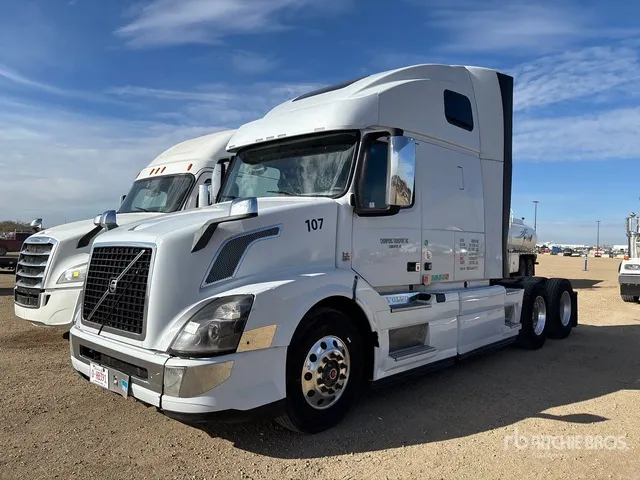2018 Volvo VNL 6x4 T/A Sleeper Truck Tractor