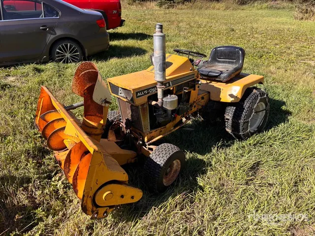 Allis Chalmers HB-112 Utility Tractor