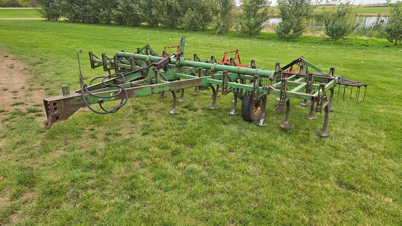 JOHN DEERE 16' CULTIVATOR
