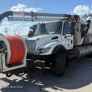2007 International WorkStar 7400 sewer jetter truck