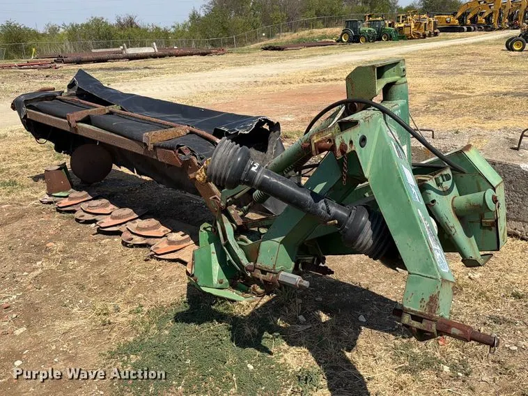 John Deere 275 disc mower