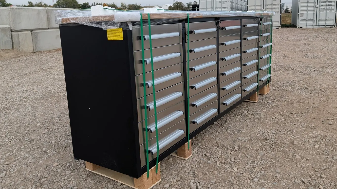 Unused 2026 Steelman 10' 30-Drawer SS Workbench