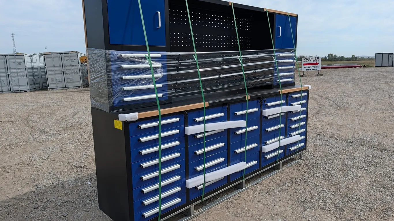 Unused 2026 Steelman 10' 40-Drawer SS Workbench