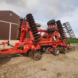 2015 Kuhn Excellerator 800 Vertical Till