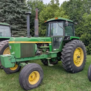 1976 John Deere 4430