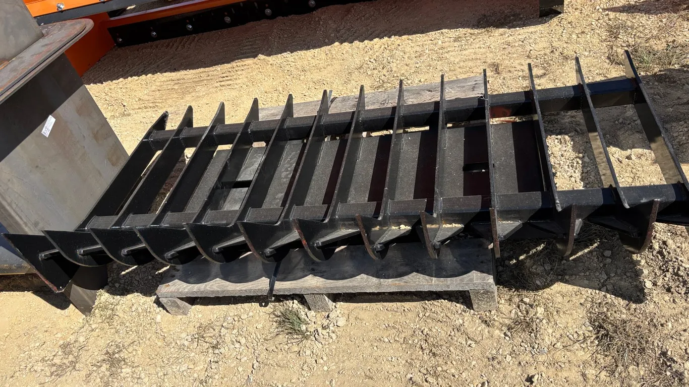 70" Root Rake