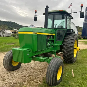 John Deere 4430 Tractor (Cochrane, WI)