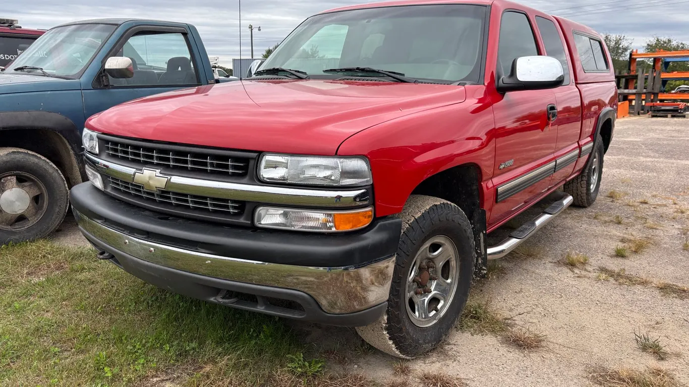 1999 Chevy Silverado 1500 Pickup (Has WI Title)