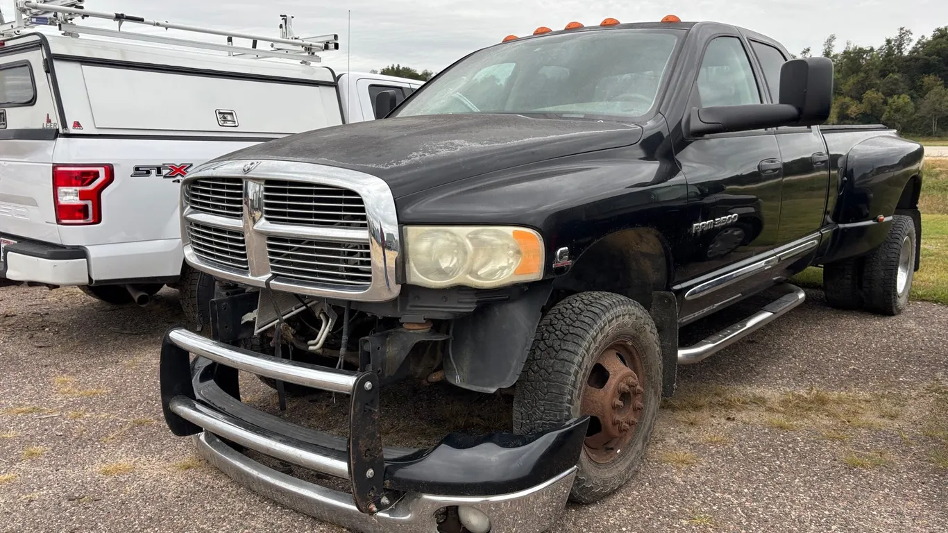 2004 Dodge 3500 Ram Dually Pickup (Has WI Title)
