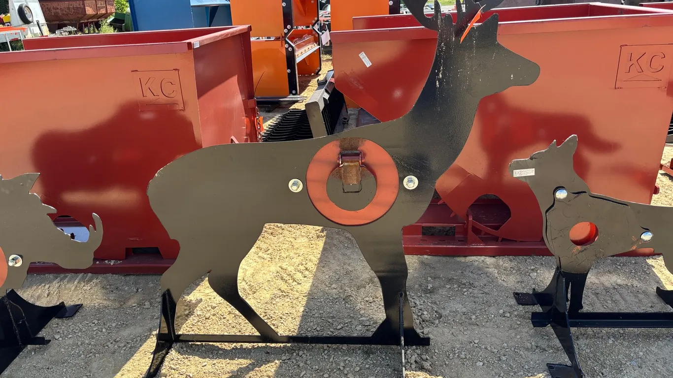3/8" AR500 Steel Deer Shooting Target with Heart Flapper