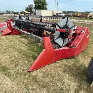 Case IH Model 820 Bean Head