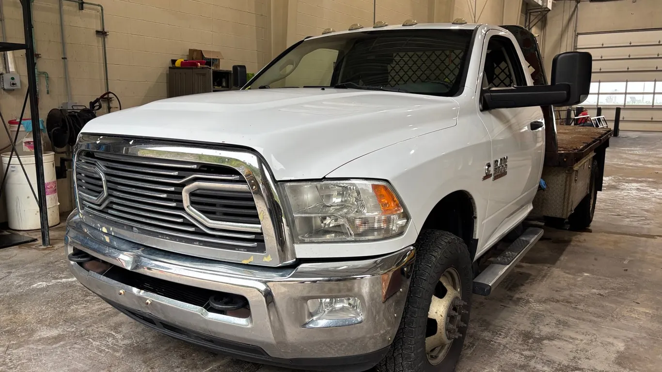 2015 Dodge Ram 3500 Cummins Turbo Diesel Heavy Duty Truck (Has WI Title) (West Salem, WI)