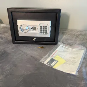 Stack-On Electronic Safe (Arcadia, WI)