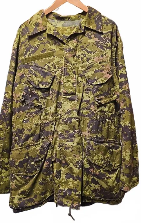 Canadian Forces CADPAT TW Combat Uniform Set (Jacket & Pants) Size 7038