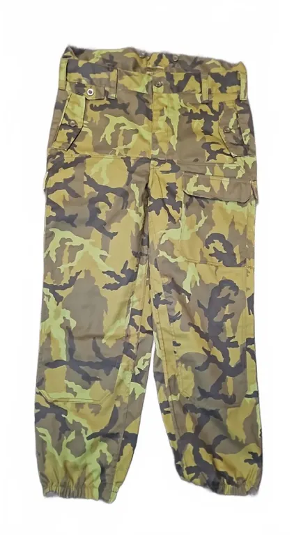Kalhoty 95 Czech Army Camouflage Pants, 50% Polyester 50% Cotton, Size 188/100