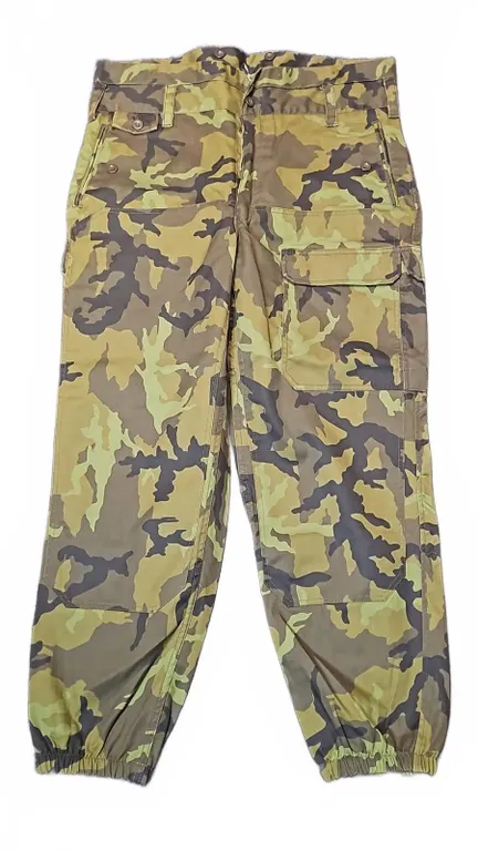 Camo Military Cargo Pants, Size 182/100, 50% Polyester 50% Wool, AV Group A.S.