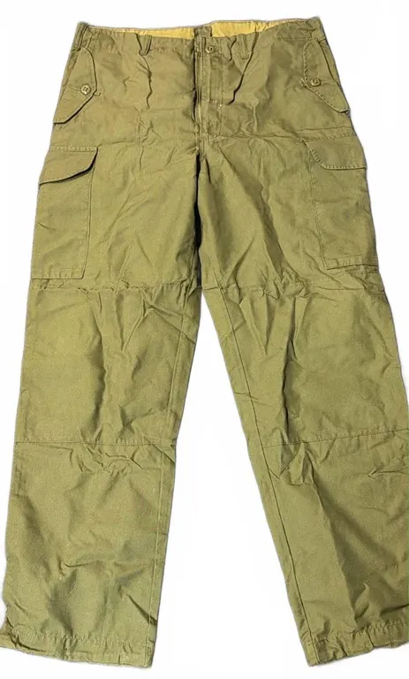 Surplus St-Gilles Green Nylon/Cotton Cargo Pants, Made in Canada, Size 8