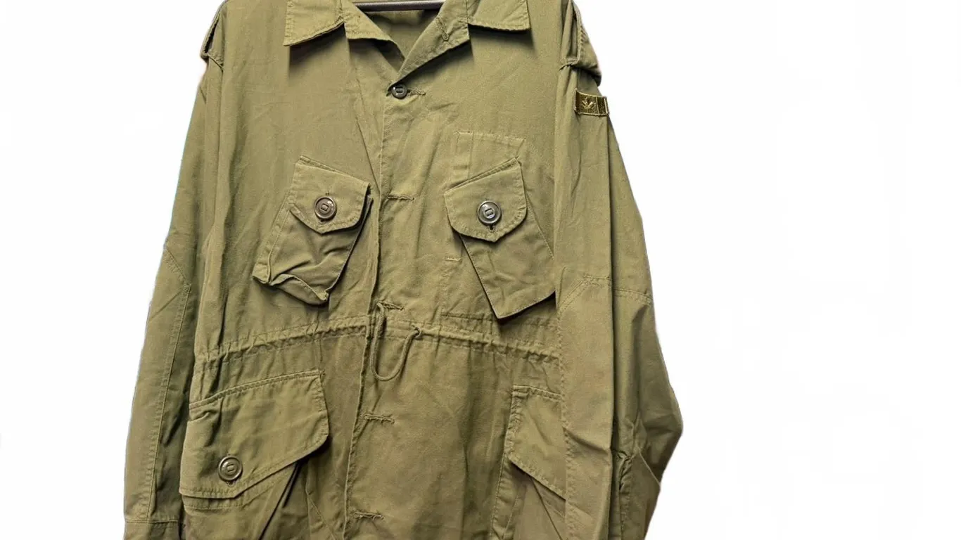 Canadian Military Green Combat Jacket with Maple Leaf Patch