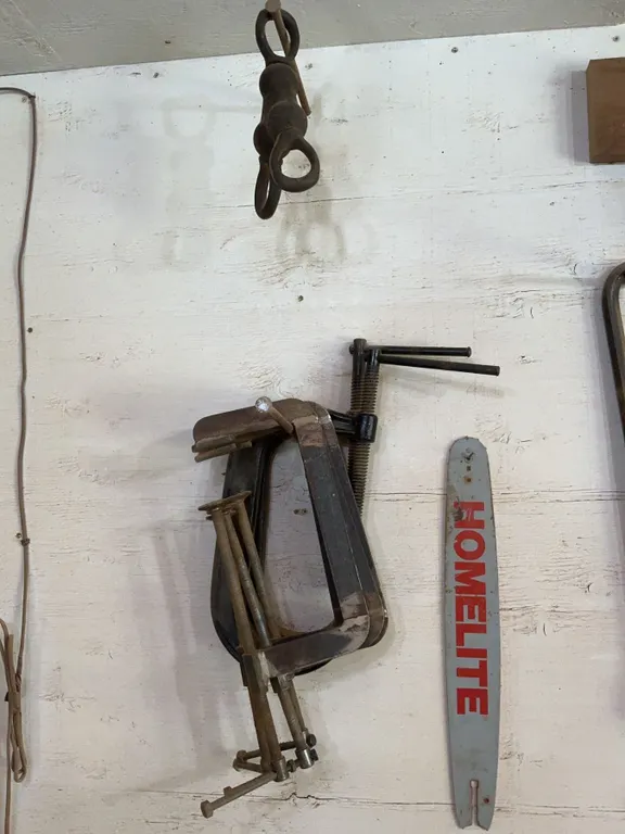 6 Assorted Metal Clamps