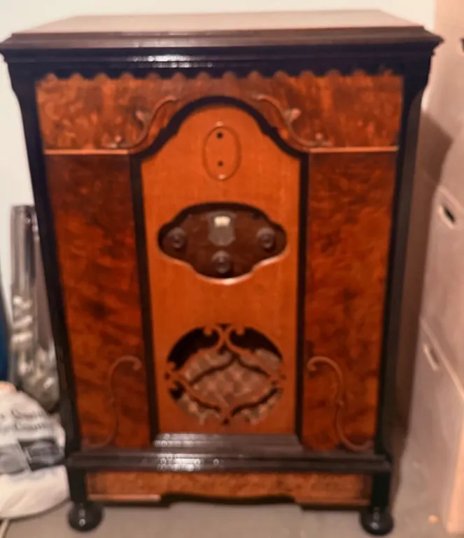 Atwater Kent Model 55 Wooden Console Radio Cabinet, Not Working