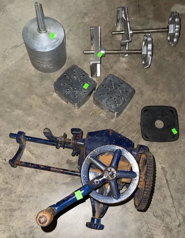 Hand-Crank Sausage Stuffer with Gear Wheels and Metal Press Attachments