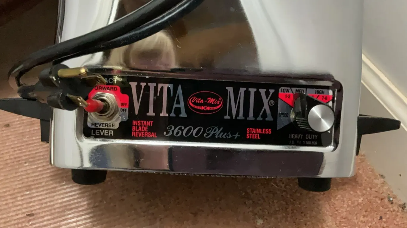 Vita-Mix 3600 Plus Blender, (2) 3 lb Dumbbells, (1) 3.3 lb Dumbbell, Mini Trampoline
