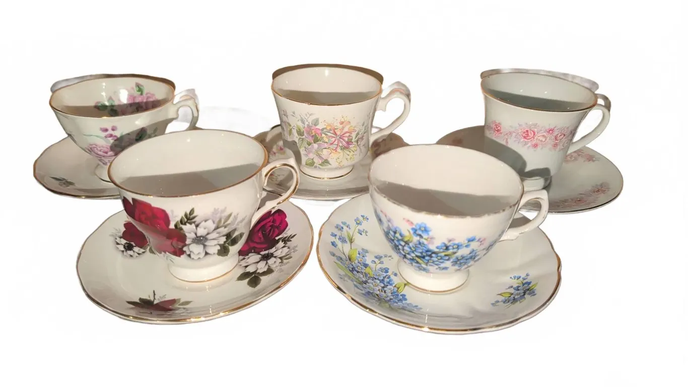 English Bone China Teacup and Saucer Sets, 5 Pieces