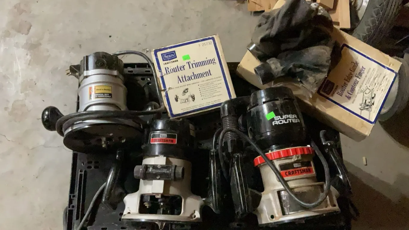 3 Routers: Black & Decker, Craftsman, Super Router Plus 2 Sears Attachments, Untested