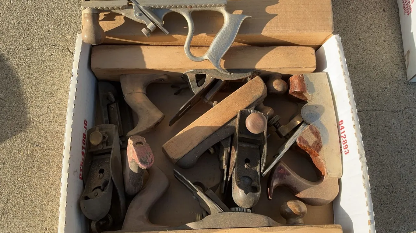 Hand Planes and Woodworking Tools