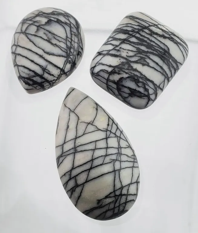 Spider Web Jasper (90.3 ct, 35×14 mm Assorted)